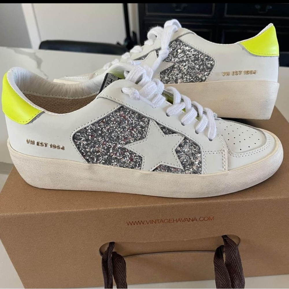 Vintage Havana sneakers